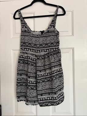 Black & White Tribal Print Spaghetti Strap Romper size large